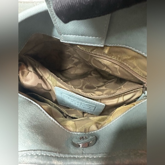 Authentic Vintage Coach Soho bucket leather purse GUC - Picture 4 of 17